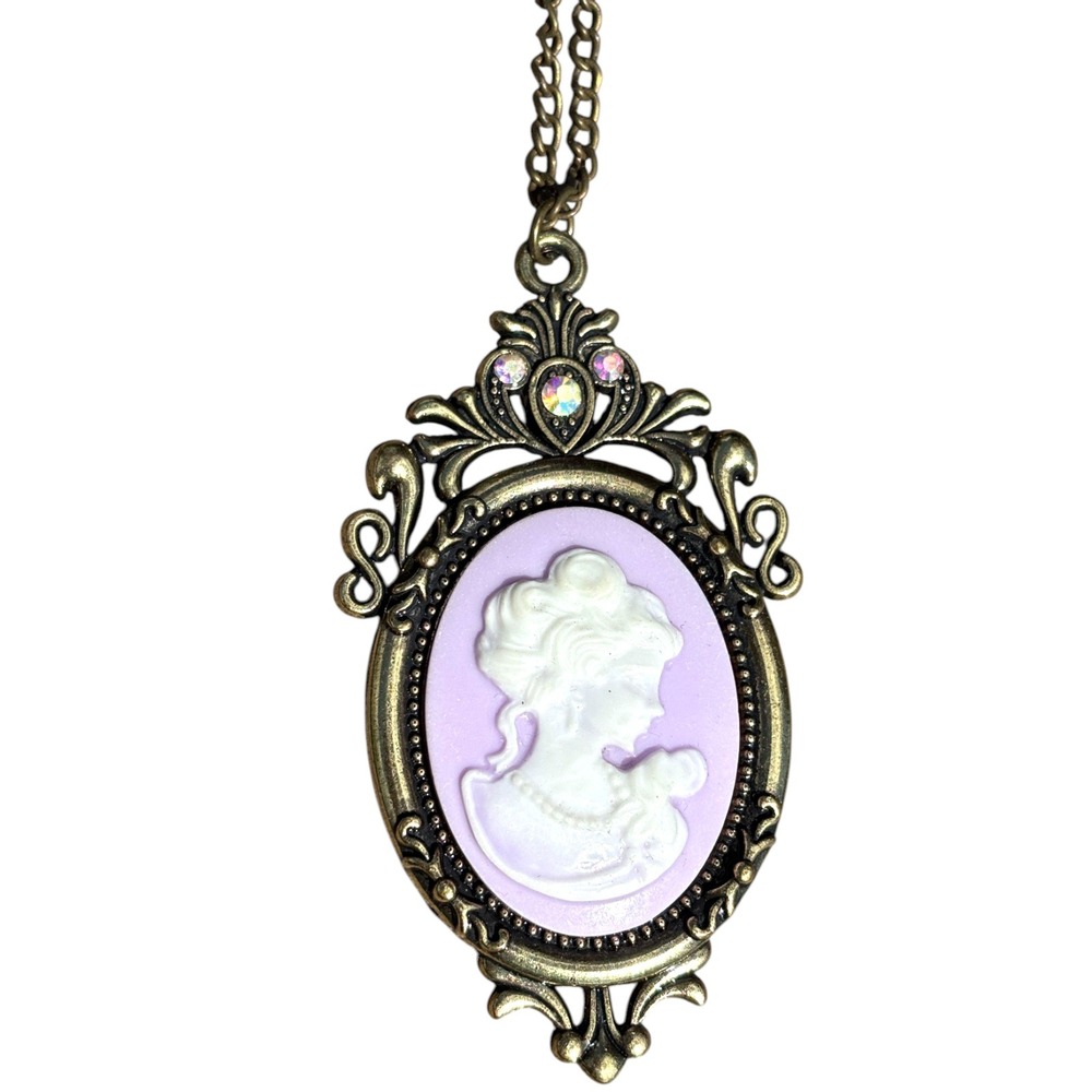 Vintage Style Cameo Necklace Lavender Purple Antique Bronze Ornate Filigree 28in